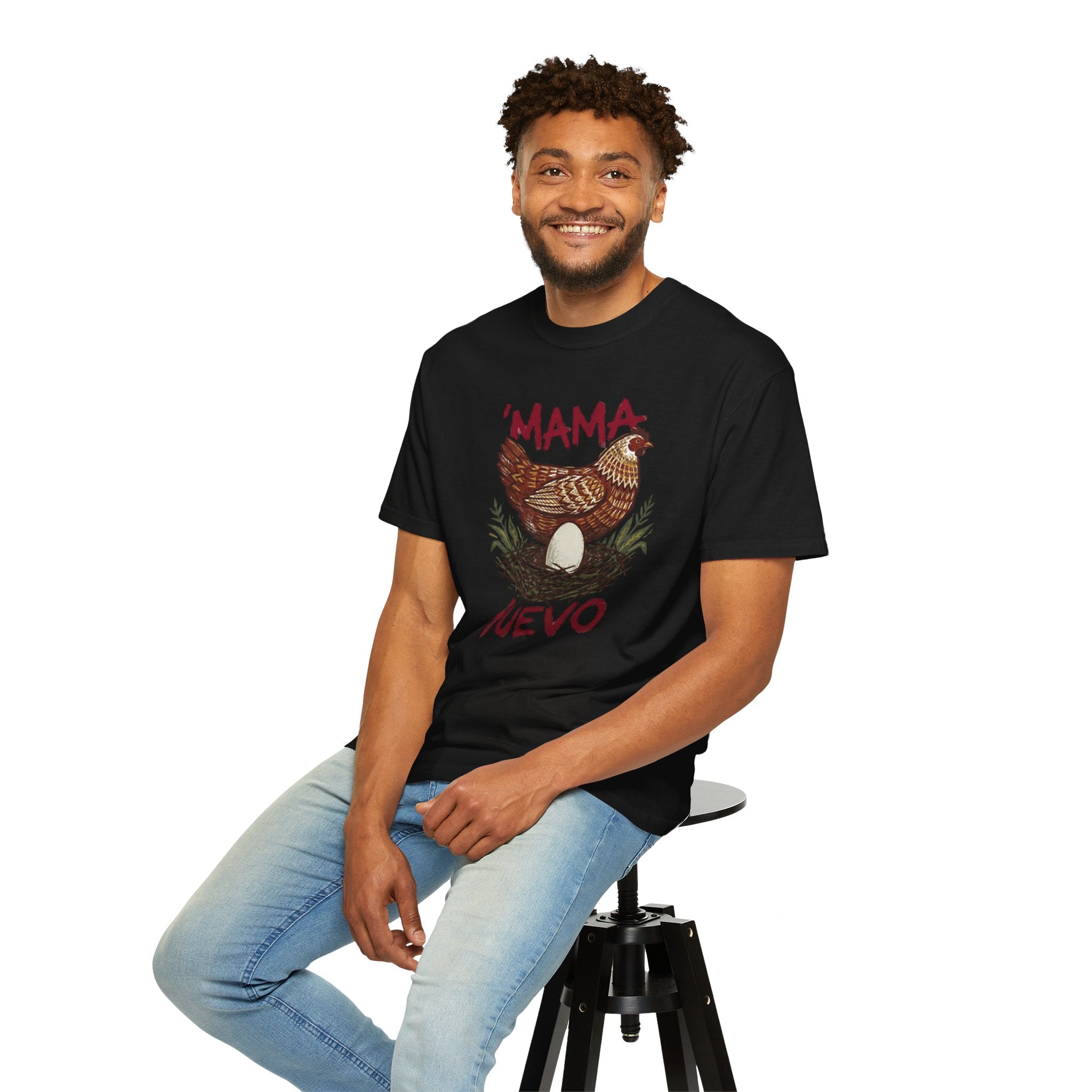 VINTAGE "Mama Huevo" Hen & Egg Graphic Tee