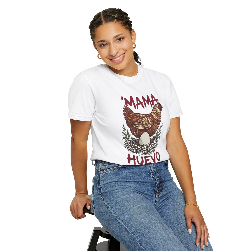 VINTAGE "Mama Huevo" Hen & Egg Graphic Tee
